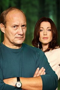 Роковое наследство 1 сезон (сериал, 2013)